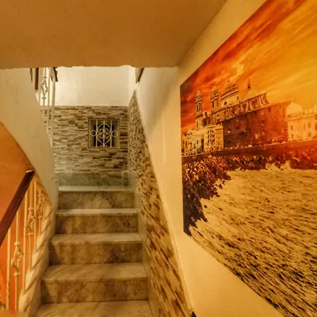 Spanish Galleon Han/Misafirhane