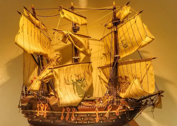 Spanish Galleon بيت ريفي