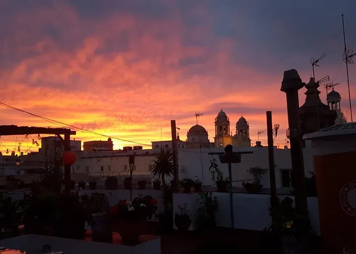 Spanish Galleon كاديز