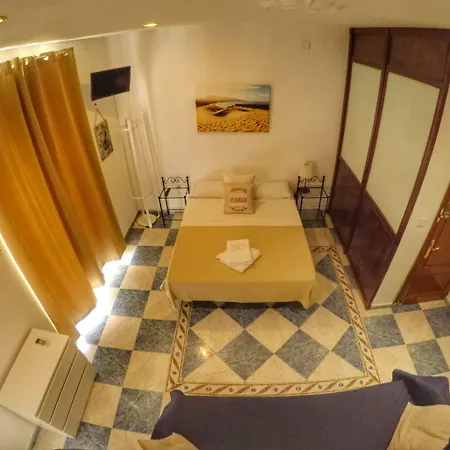 宾馆 Spanish Galleon 2*